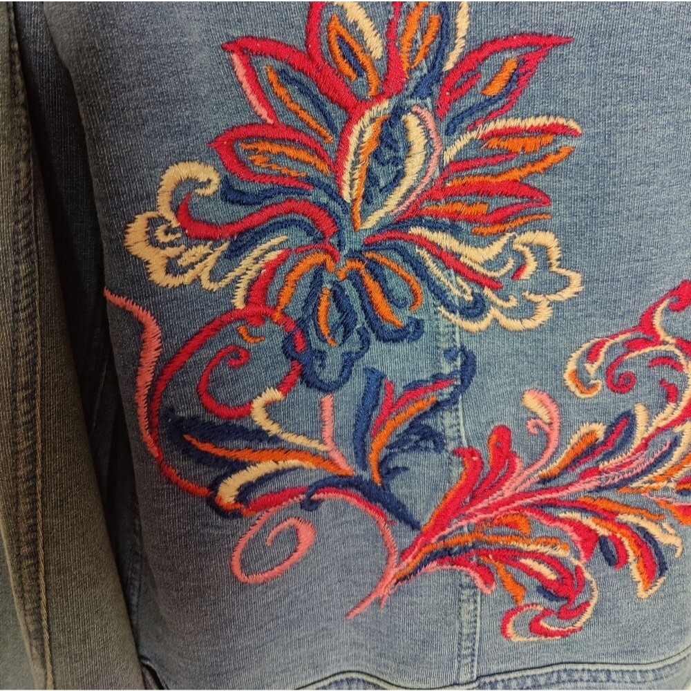 Zenergy by Chico's French Terry Indigo Stretch Embroidered Jean Jacket, Sz 1 (M) - Picture 6 of 10